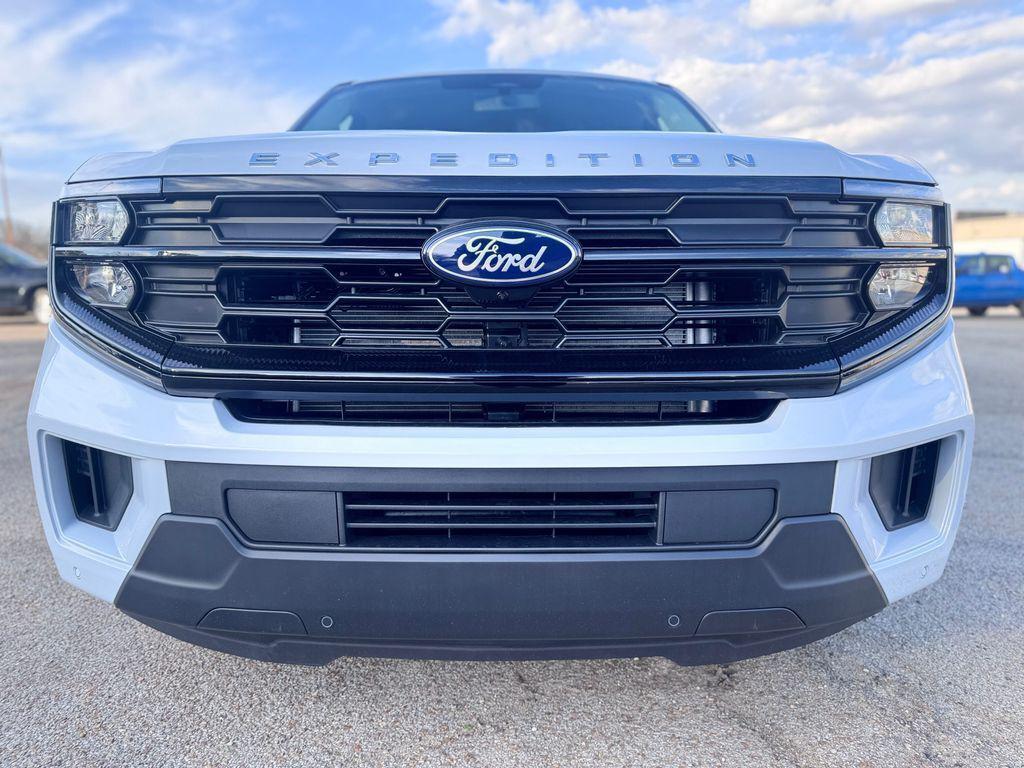 new 2026 Ford Expedition car, priced at $72,915