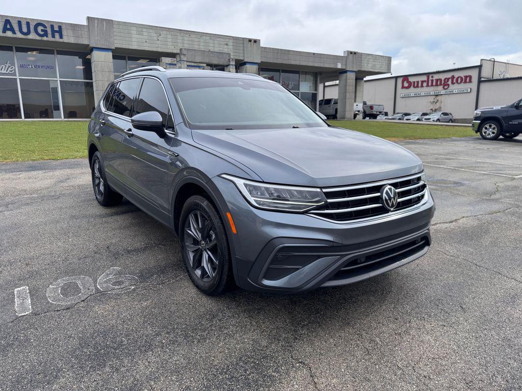 used 2023 Volkswagen Tiguan car