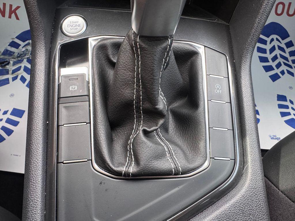 used 2023 Volkswagen Tiguan car