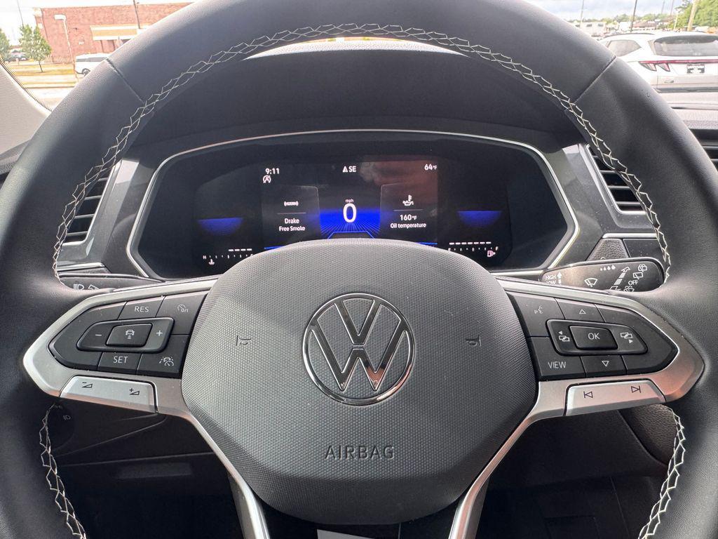 used 2023 Volkswagen Tiguan car