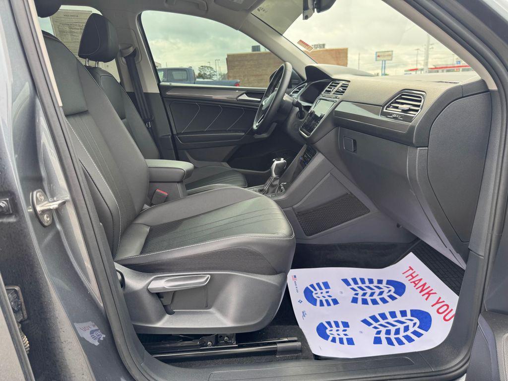 used 2023 Volkswagen Tiguan car