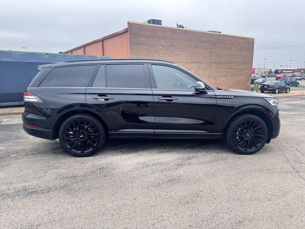 used 2024 Lincoln Aviator car, priced at $50,502