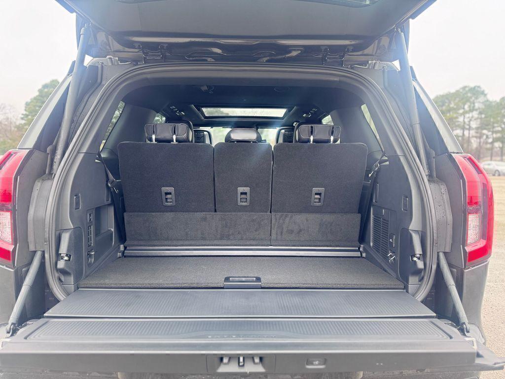 new 2026 Ford Expedition car, priced at $85,730