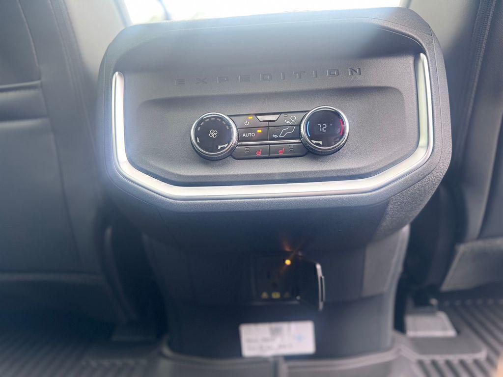 new 2026 Ford Expedition car, priced at $85,730