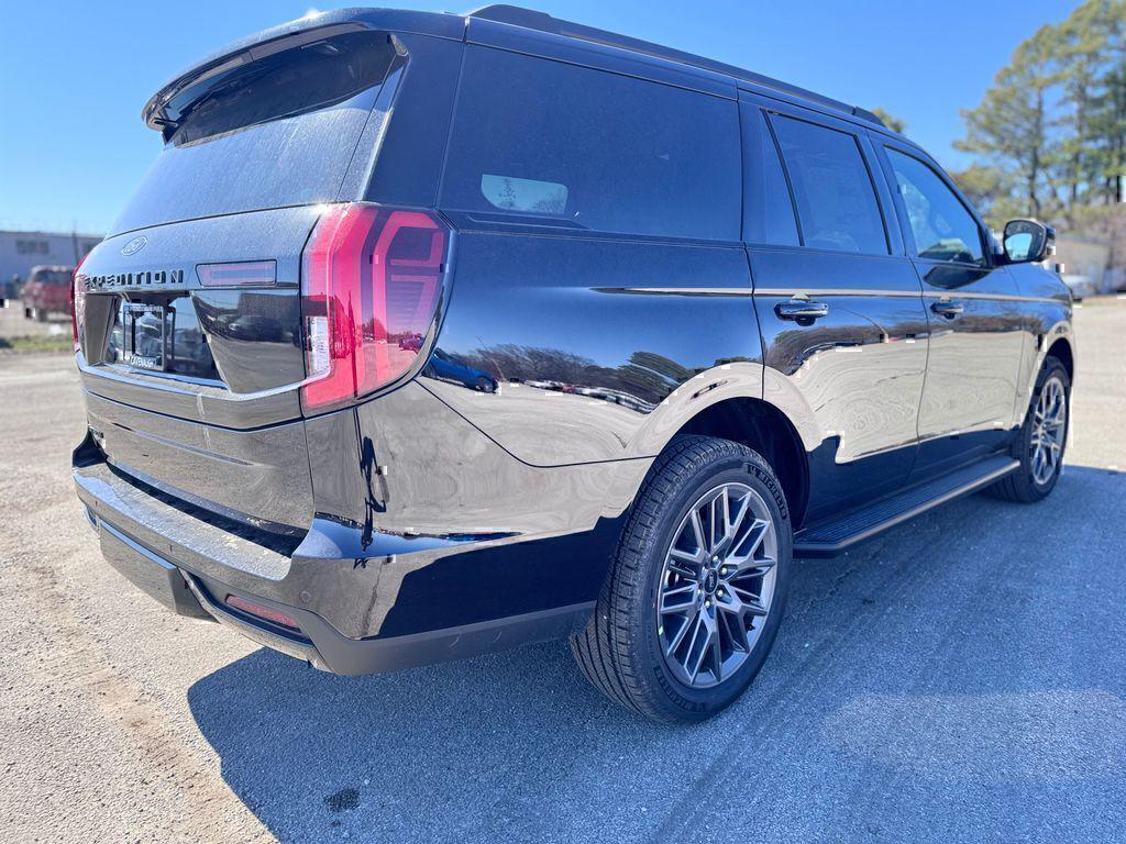 new 2026 Ford Expedition car, priced at $80,615