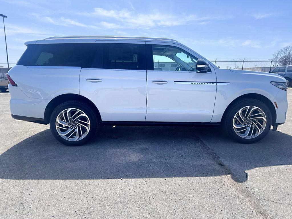 new 2026 Lincoln Navigator car