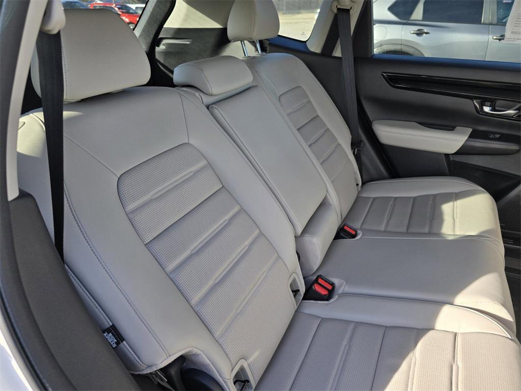 used 2025 Honda CR-V car, priced at $31,982