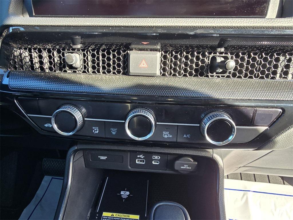 used 2025 Honda CR-V car, priced at $31,982