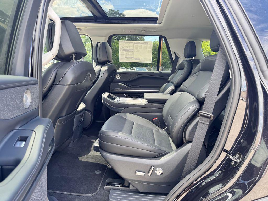 new 2026 Lincoln Navigator car