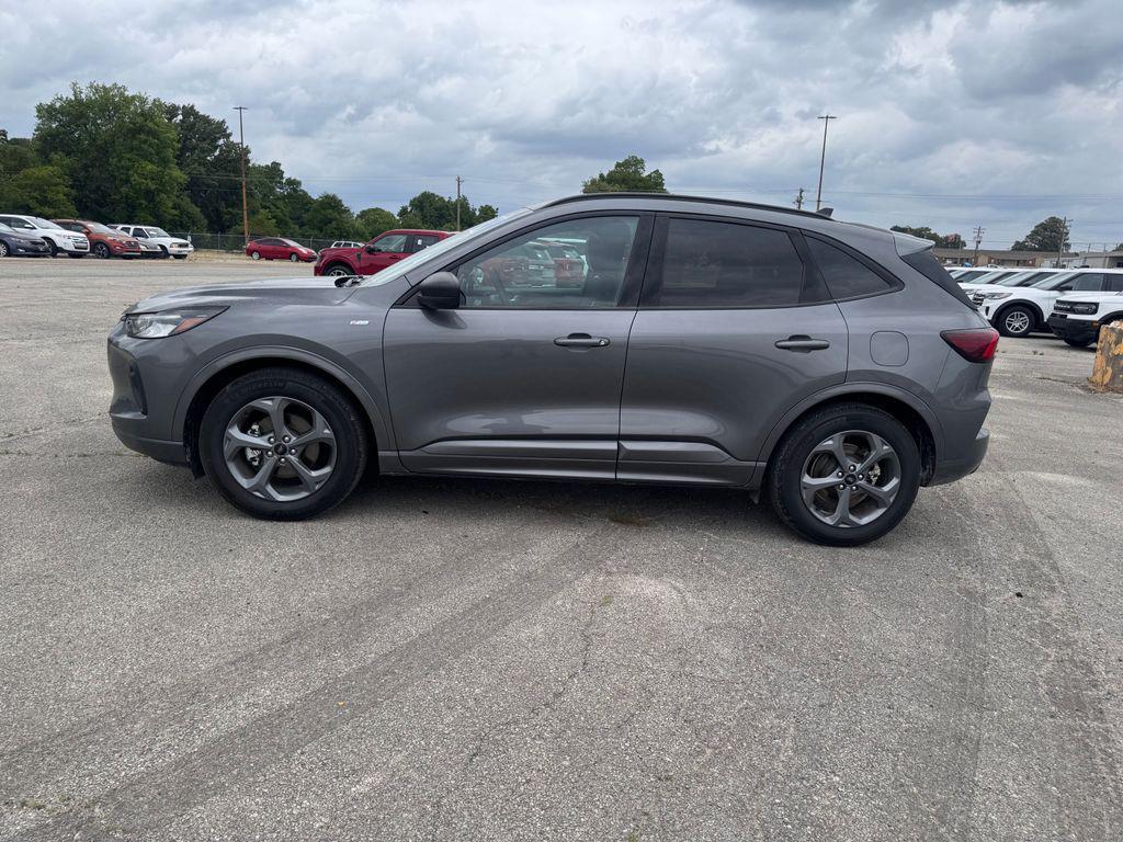 used 2024 Ford Escape car, priced at $25,723