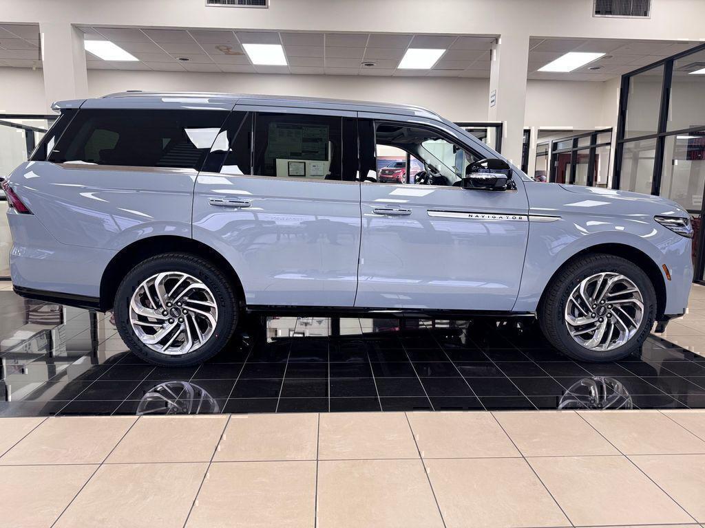 new 2026 Lincoln Navigator car