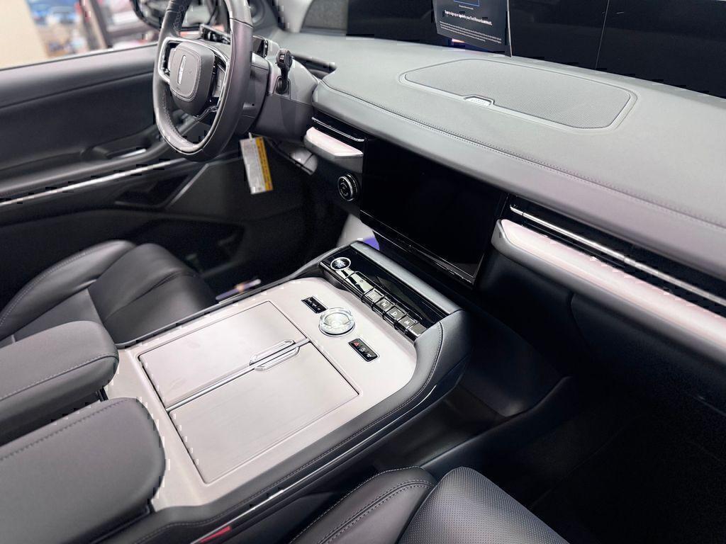 new 2026 Lincoln Navigator car