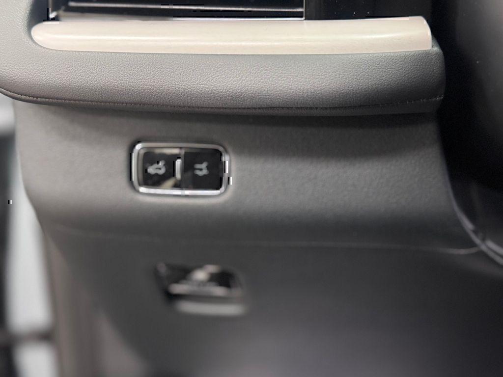 new 2026 Lincoln Navigator car