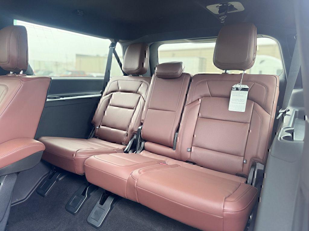 new 2026 Lincoln Navigator car