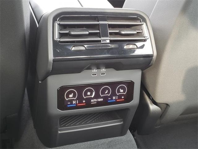 new 2026 BMW 540 car, priced at $81,875