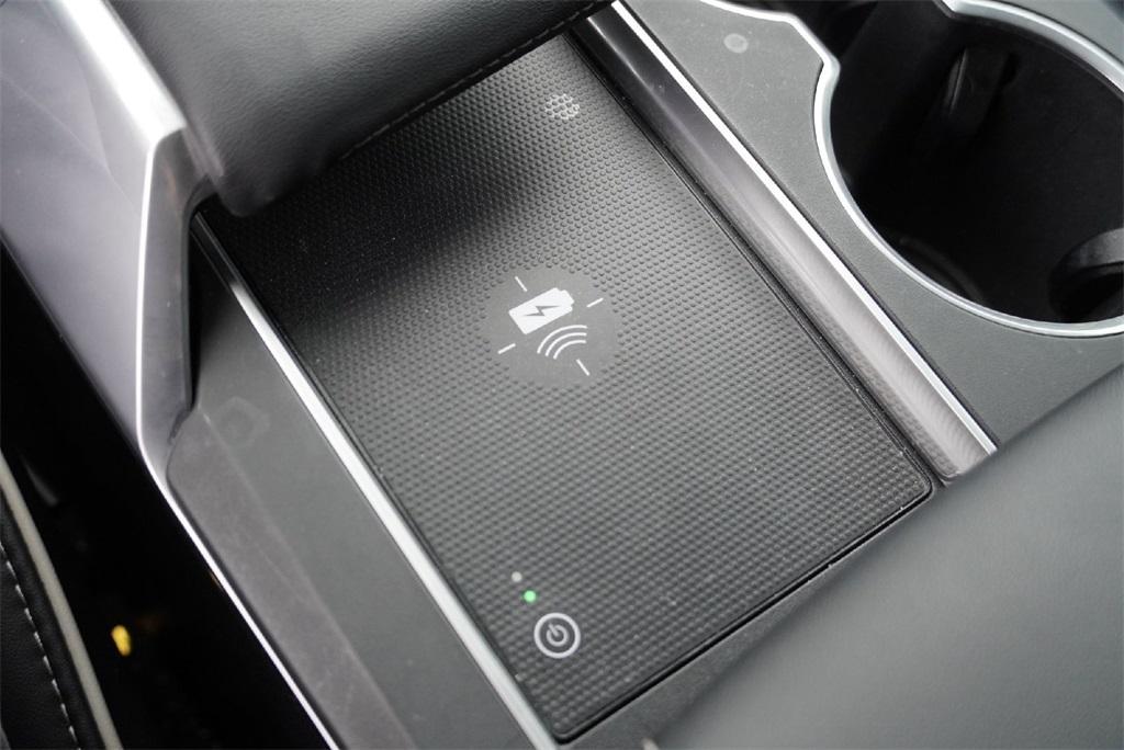 used 2023 Acura MDX car, priced at $43,100