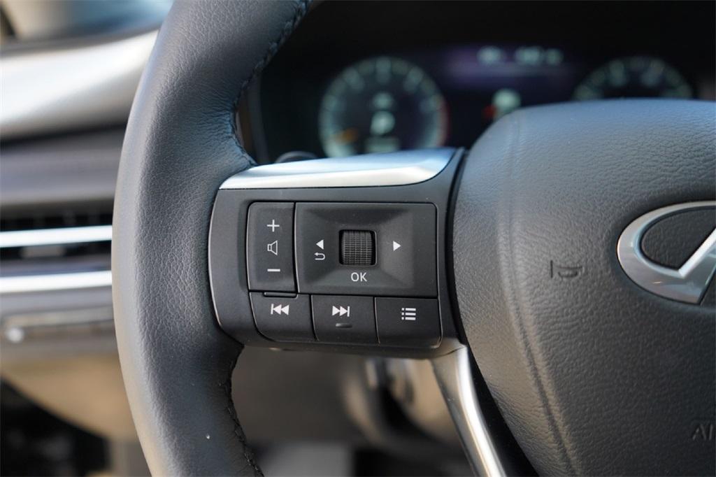 used 2025 INFINITI QX60 car, priced at $43,000