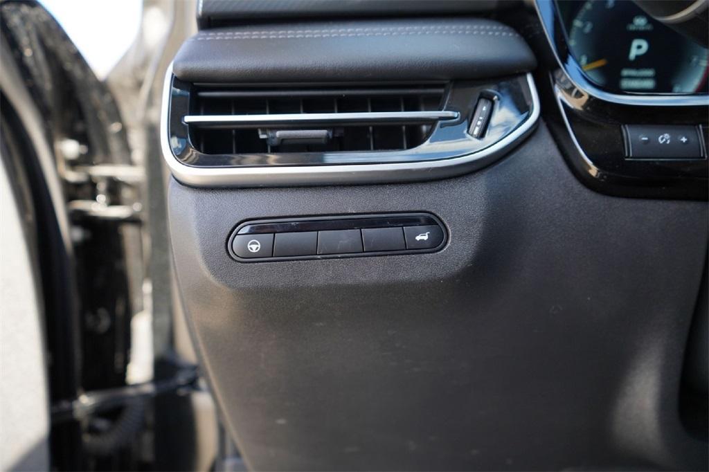 used 2025 INFINITI QX60 car, priced at $43,000