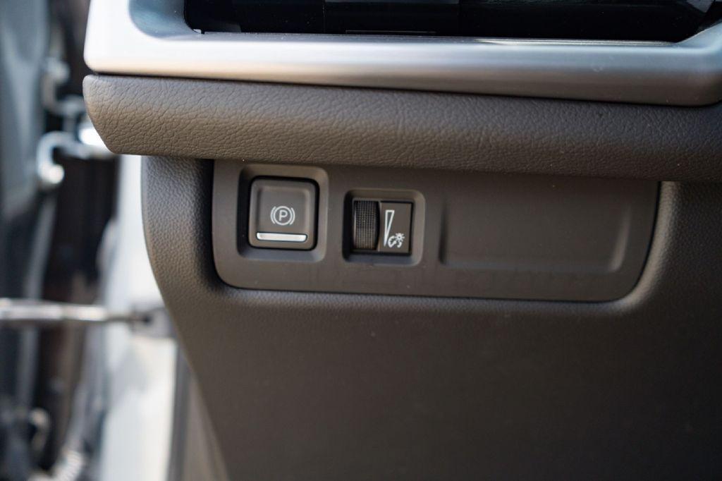 used 2024 Cadillac XT4 car, priced at $34,450