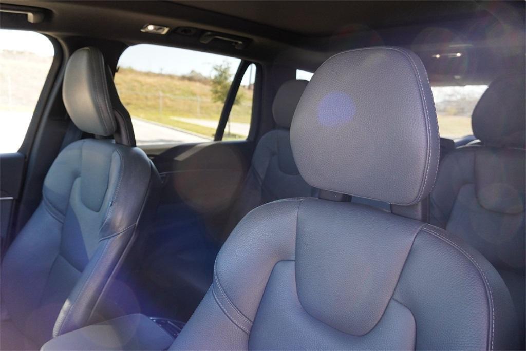used 2020 Volvo XC90 car, priced at $18,150