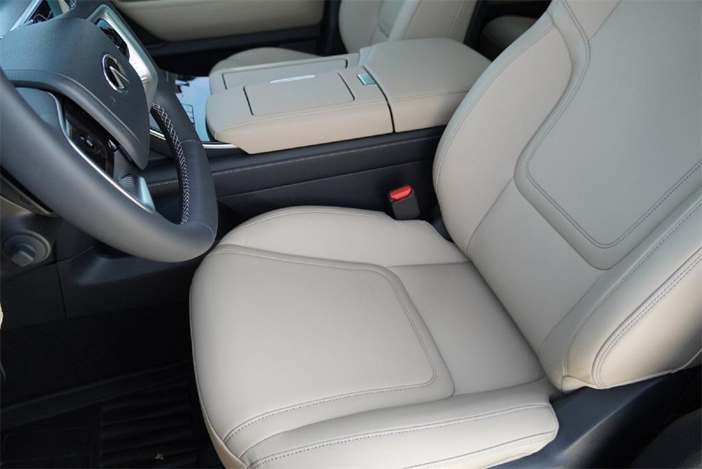 new 2026 INFINITI QX80 car, priced at $86,795