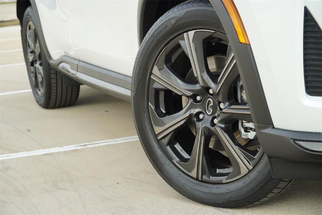 new 2026 INFINITI QX60 car, priced at $68,980