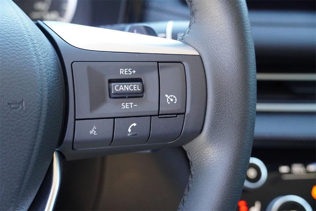 used 2025 INFINITI QX60 car, priced at $37,900