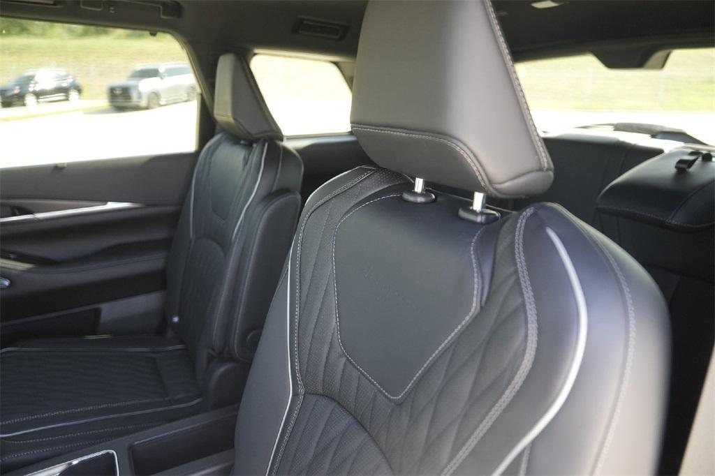 new 2026 INFINITI QX60 car, priced at $69,390