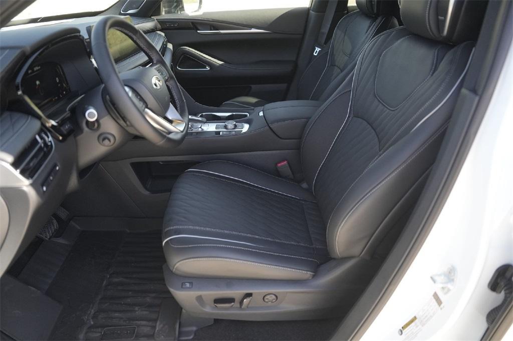 new 2026 INFINITI QX60 car, priced at $69,390