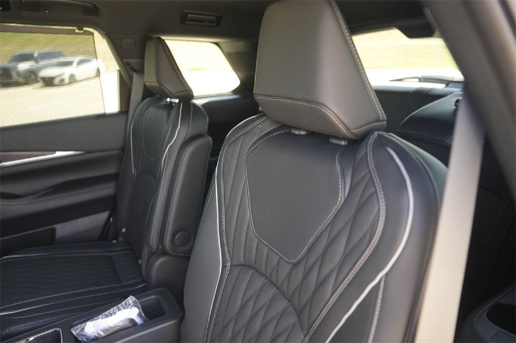 new 2026 INFINITI QX60 car, priced at $69,350
