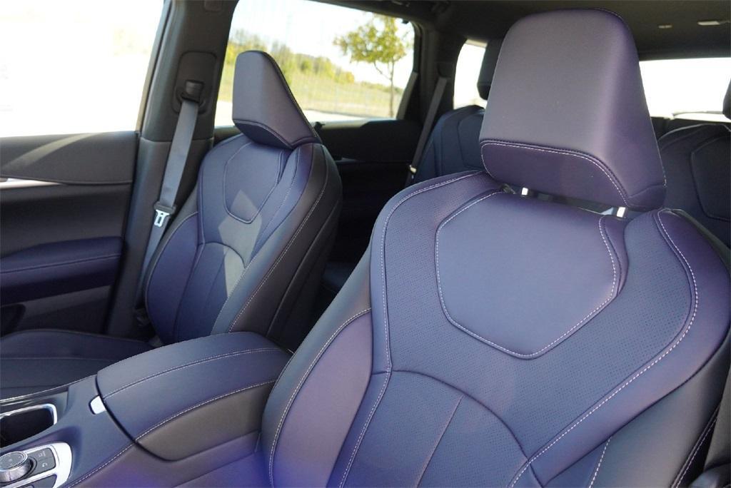 new 2026 INFINITI QX60 car, priced at $65,057
