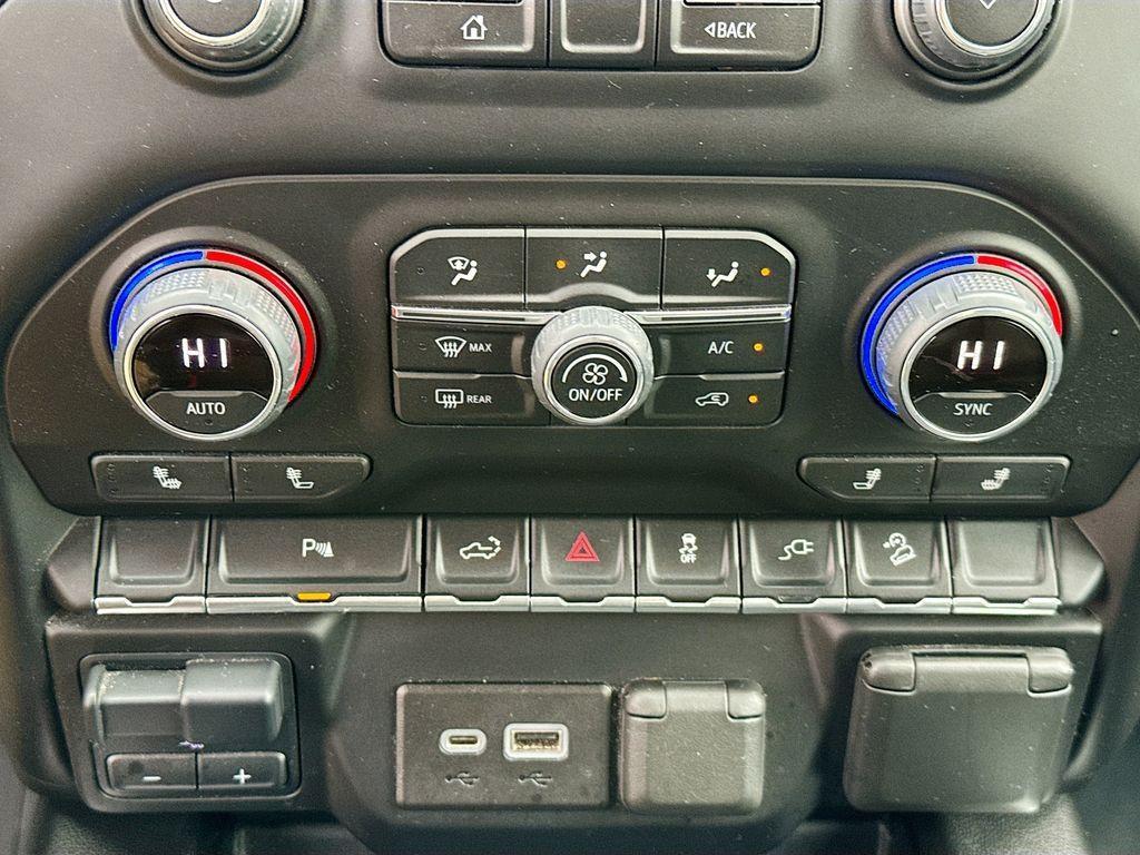 used 2022 Chevrolet Silverado 1500 Limited car, priced at $31,099