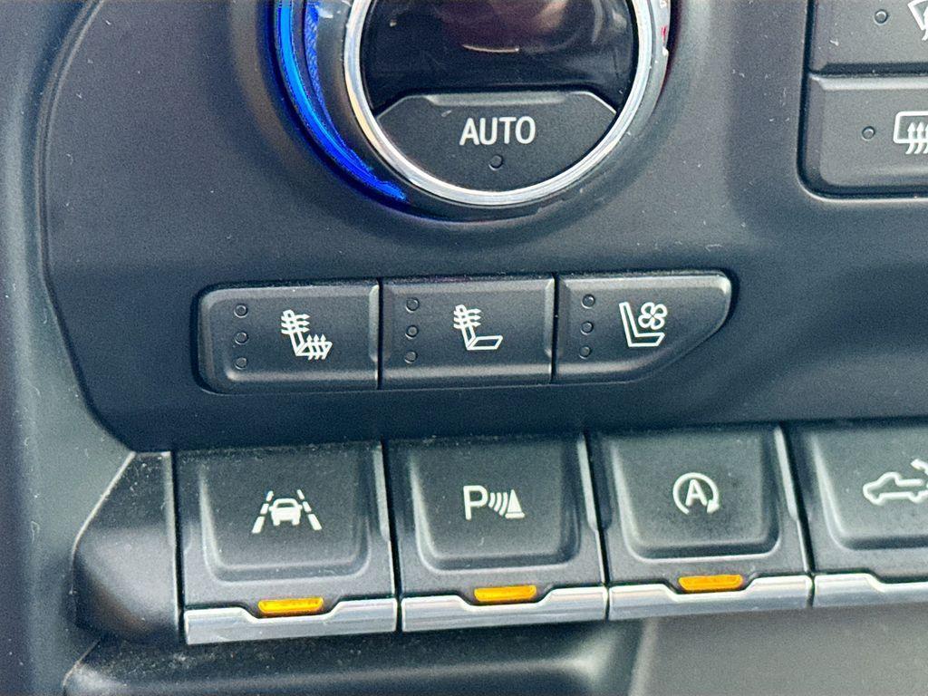 used 2021 Chevrolet Silverado 1500 car, priced at $28,995