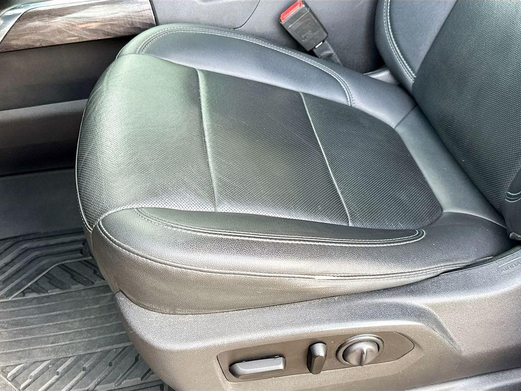 used 2021 Chevrolet Silverado 1500 car, priced at $28,995