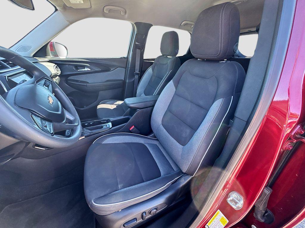 used 2023 Chevrolet TrailBlazer car, priced at $17,900