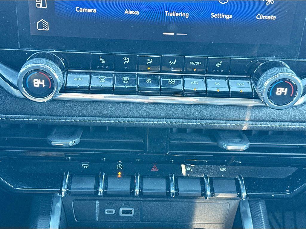 used 2024 Chevrolet Colorado car, priced at $30,970