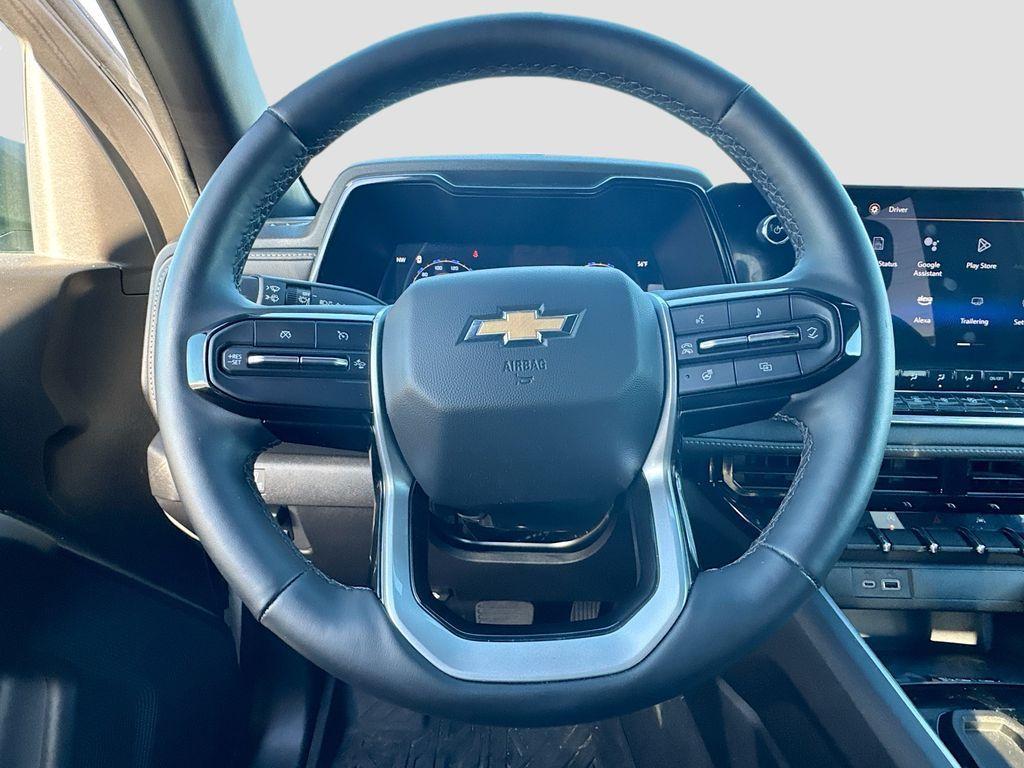 used 2024 Chevrolet Colorado car, priced at $30,970