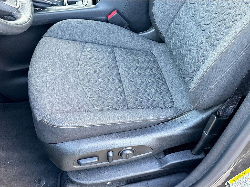 used 2023 Chevrolet Equinox car, priced at $17,948