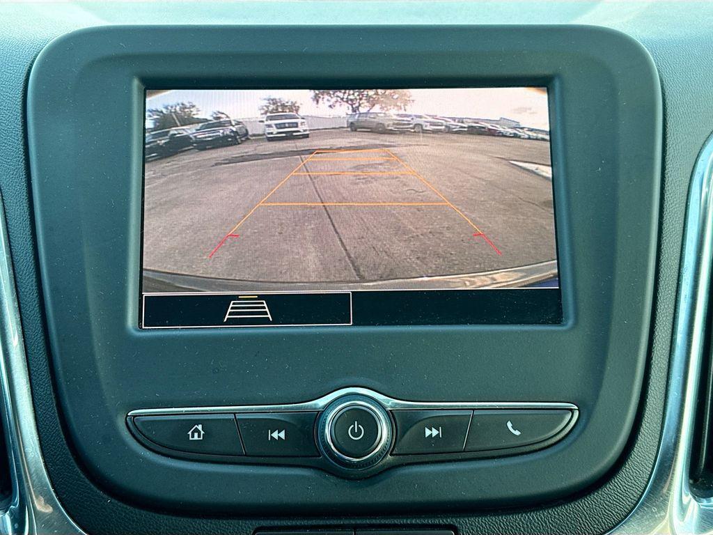 used 2023 Chevrolet Equinox car, priced at $17,948