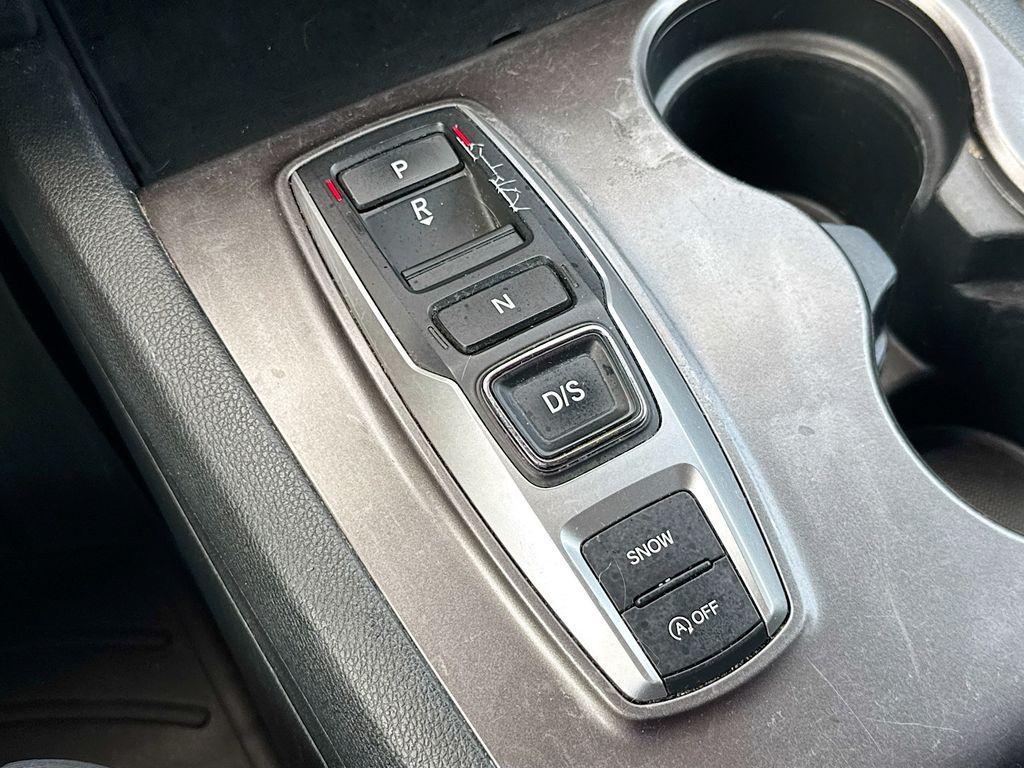 used 2021 Honda Pilot car, priced at $15,999