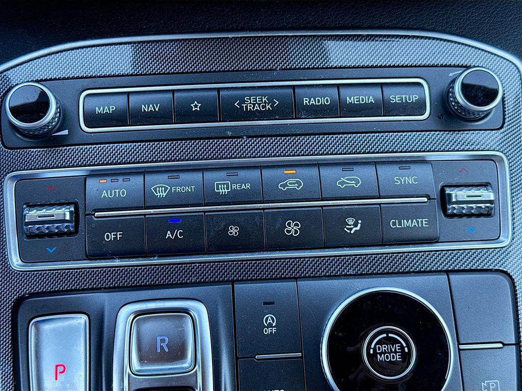 used 2023 Hyundai Santa Fe car, priced at $20,000