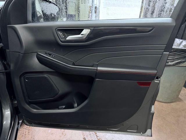 used 2025 Ford Escape car, priced at $24,166