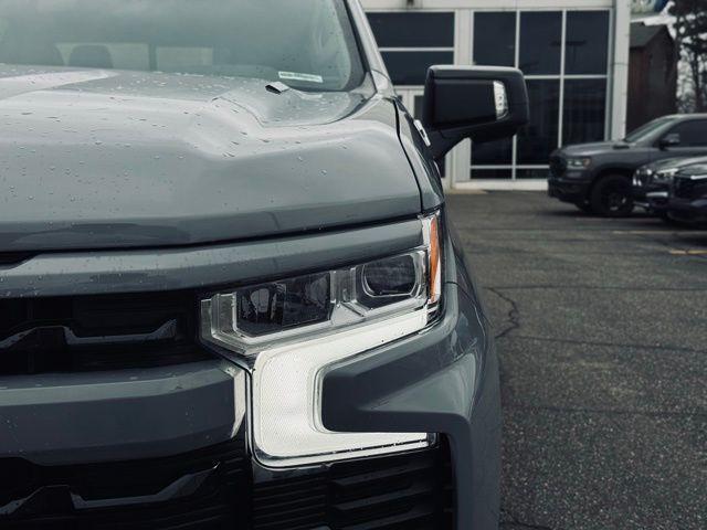 used 2025 Chevrolet Silverado 1500 car, priced at $46,279