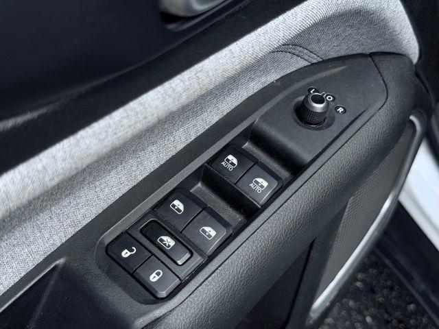 used 2024 Jeep Compass car, priced at $21,304