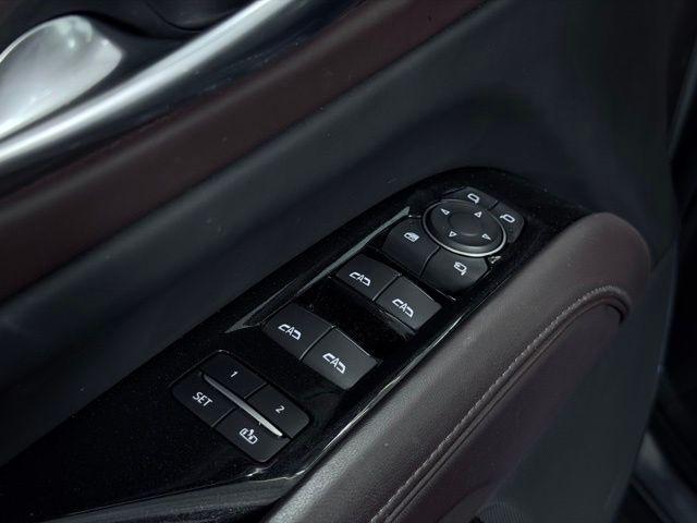 used 2022 Cadillac Escalade ESV car, priced at $71,304