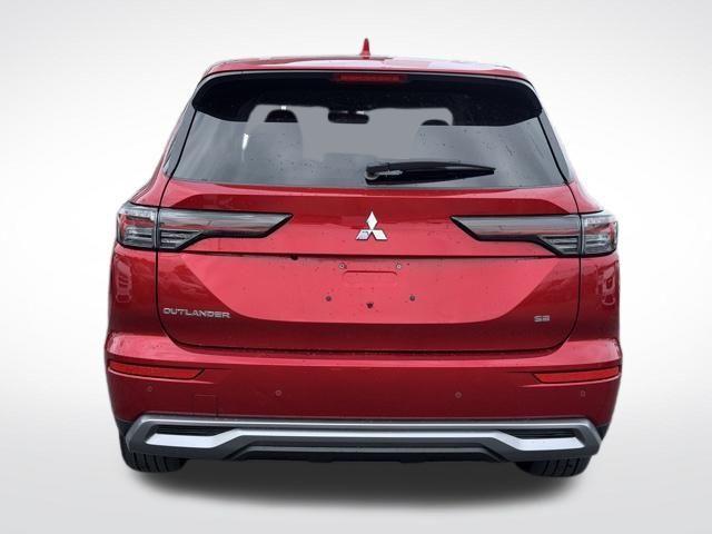 used 2025 Mitsubishi Outlander car, priced at $27,549