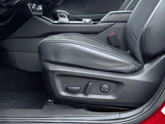 used 2025 Mitsubishi Outlander car, priced at $27,549