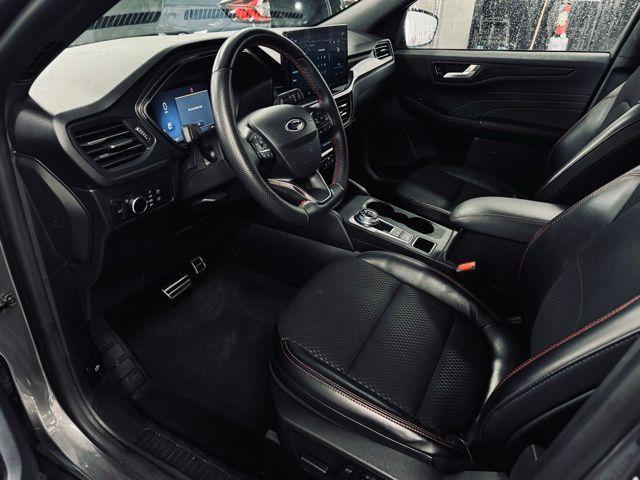 used 2024 Ford Escape car, priced at $26,000