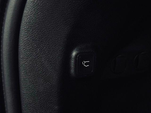 used 2022 Jeep Cherokee car, priced at $24,987