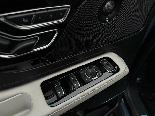 new 2026 Lincoln Aviator car